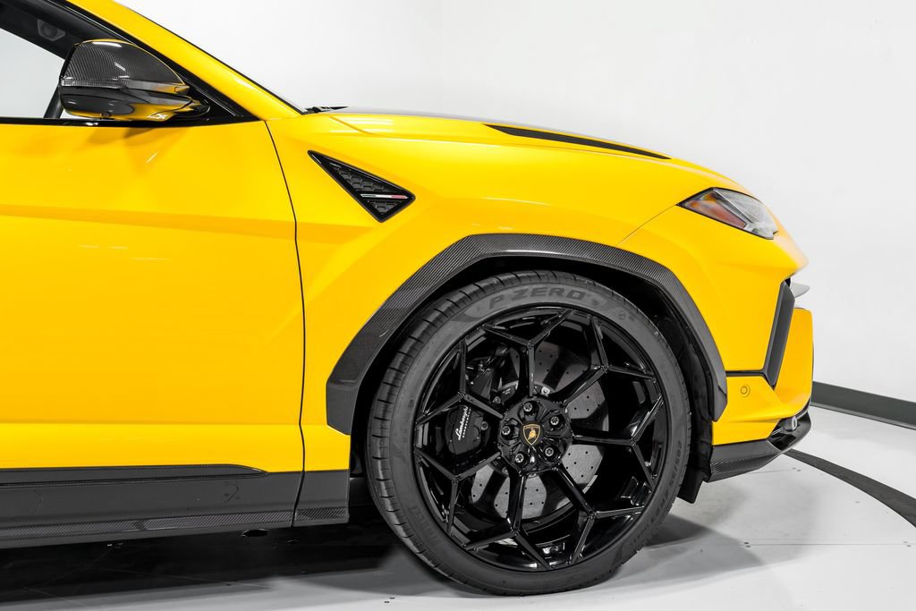 Used 2023 Lamborghini Urus Performante AWD/4WD image 54