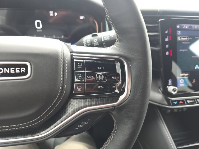 Certified 2025 Jeep Grand Wagoneer Series II Obsidian w/ Quick Order Packagew 28T AWD/4WD image 15