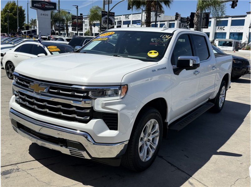 Used 2023 Chevrolet Silverado 1500 LTZ RWD image 10