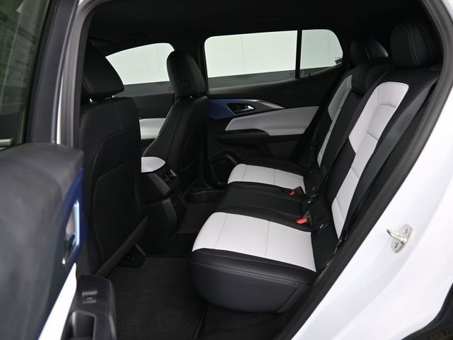 New 2026 Chevrolet Equinox EV LT image 26