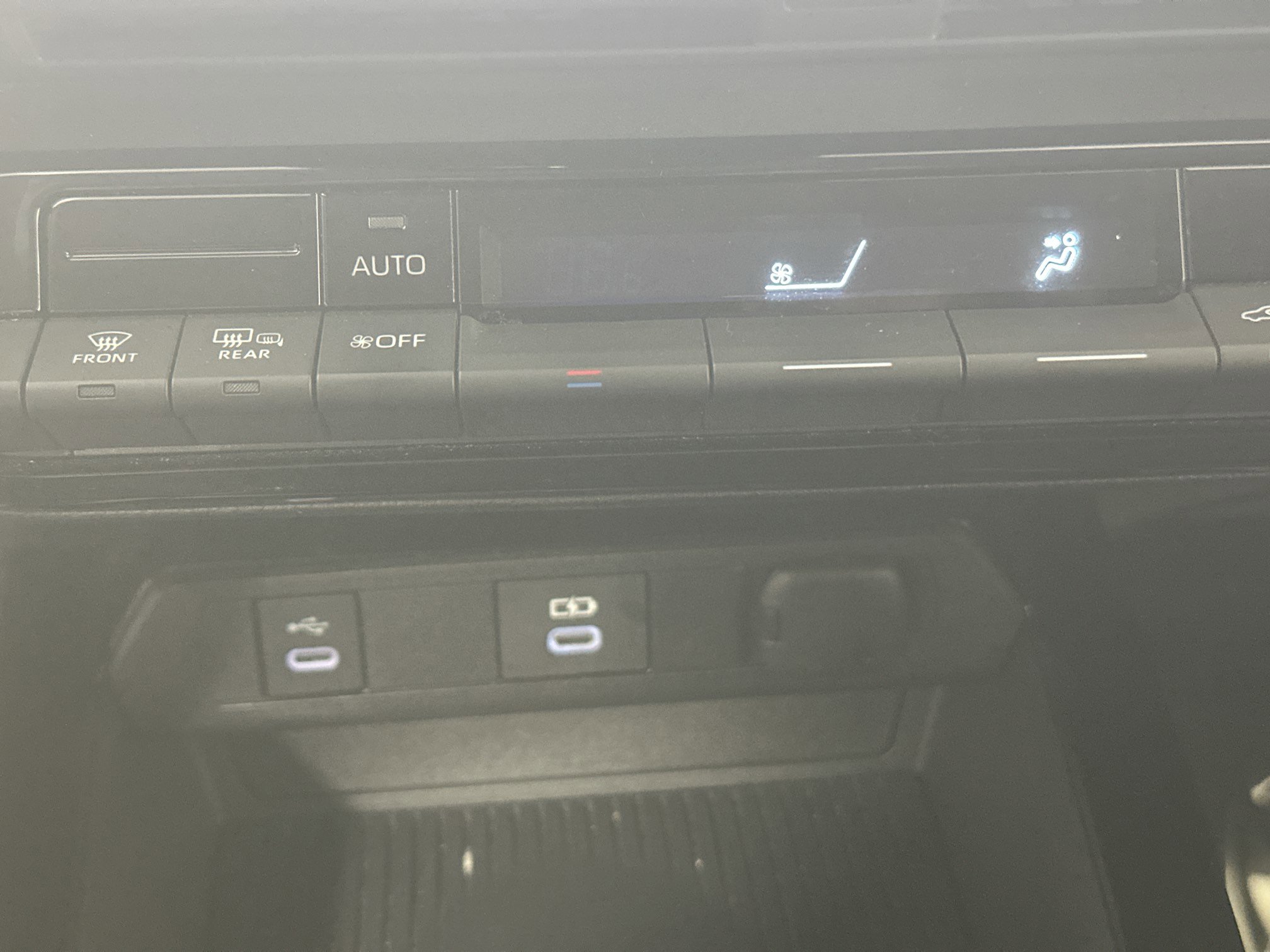 Used 2024 Toyota Prius LE image 23