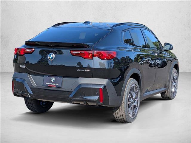 New 2026 BMW X2 xDrive28i w/ Technology Package AWD/4WD image 2