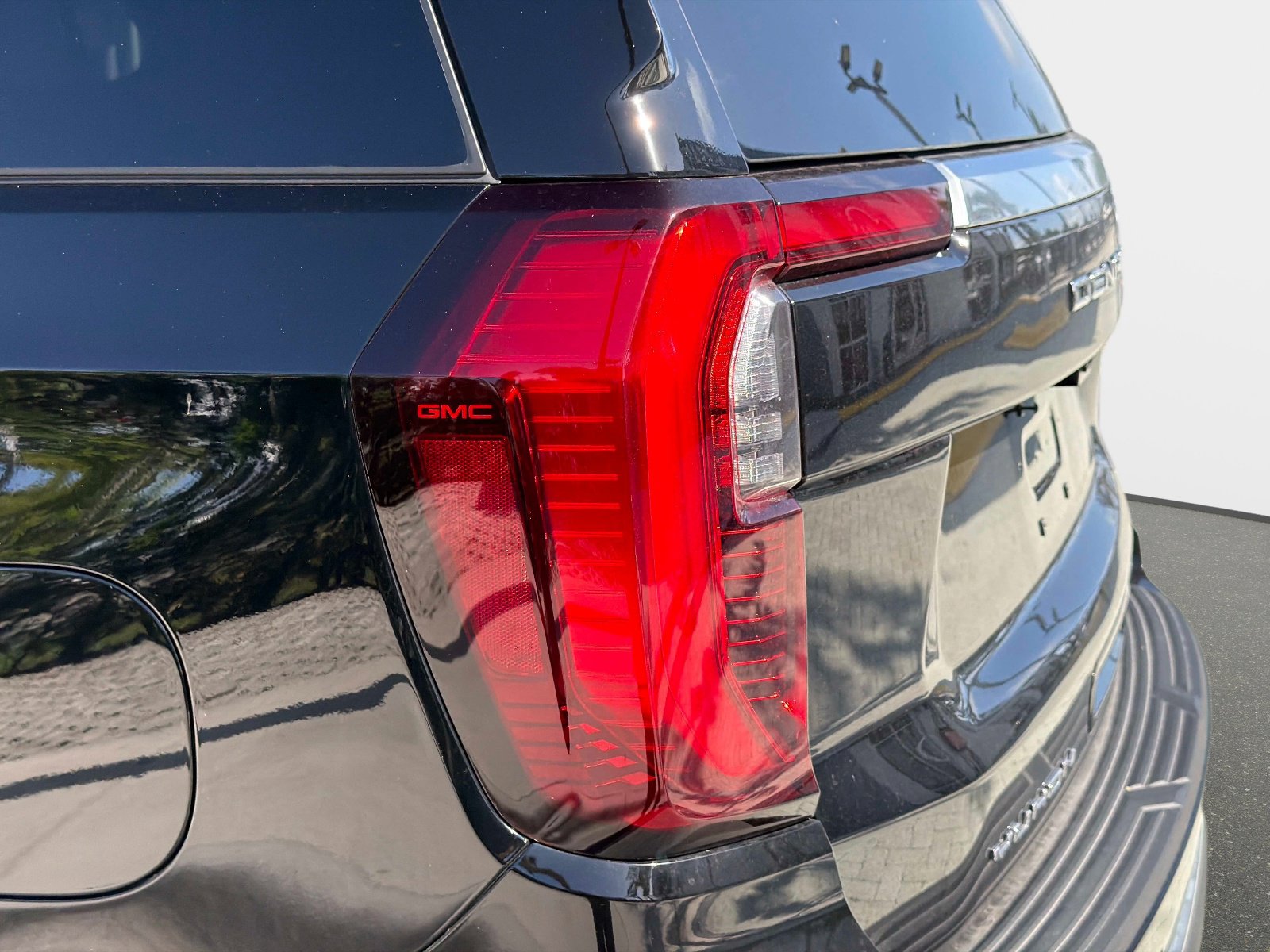 Used 2026 GMC Yukon Denali w/ Advanced Technology Package image 15