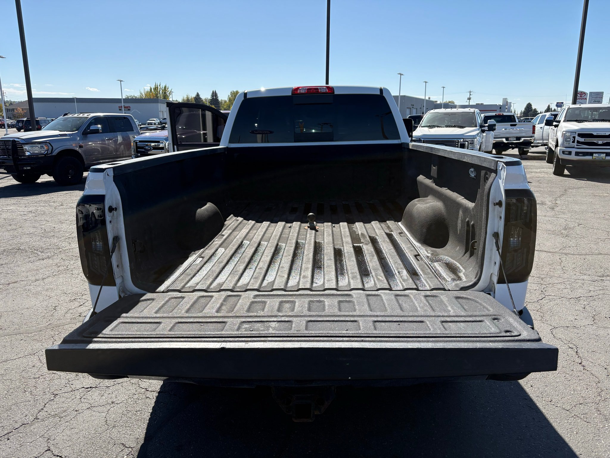 Used 2018 Chevrolet Silverado 2500 LTZ w/ Duramax Plus Package AWD/4WD image 20