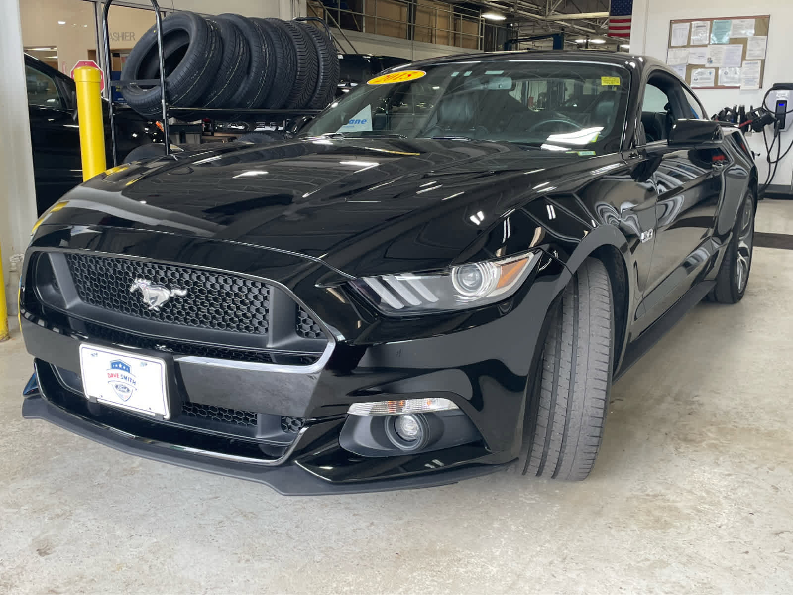 Used 2015 Ford Mustang GT Premium w/ Equipment Group 401A RWD image 4