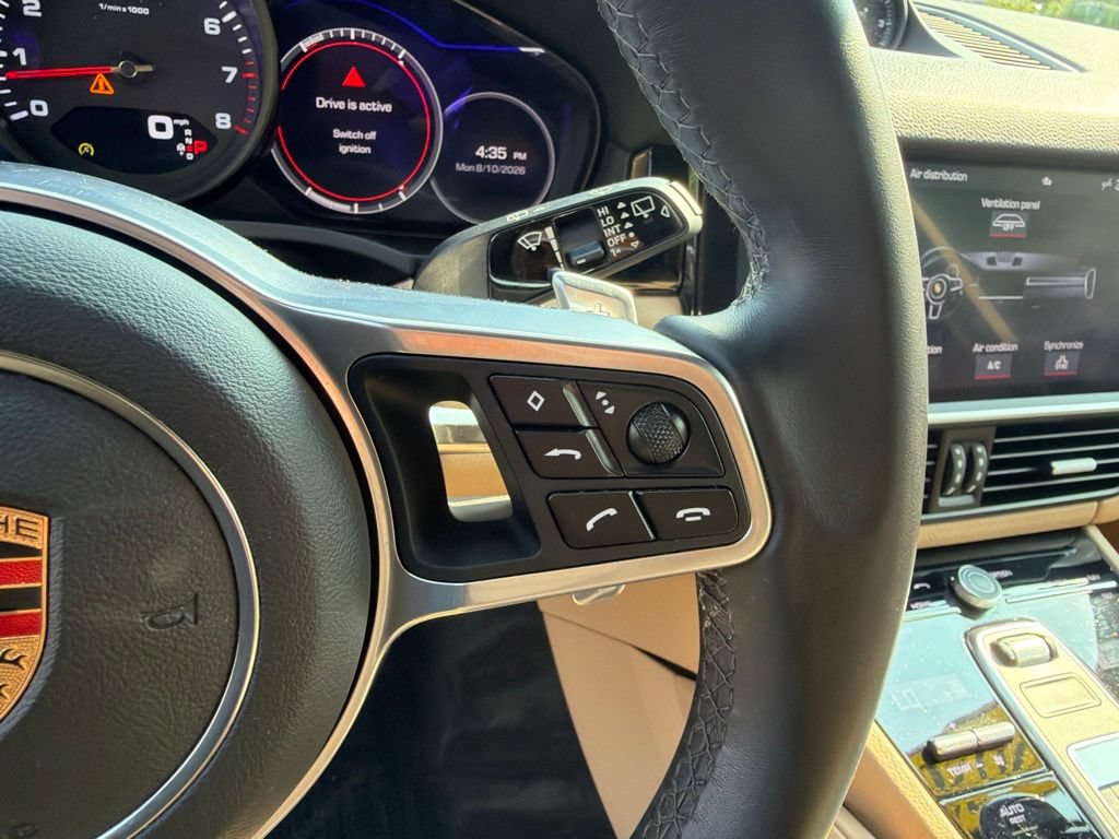 Used 2020 Porsche Cayenne AWD/4WD image 17