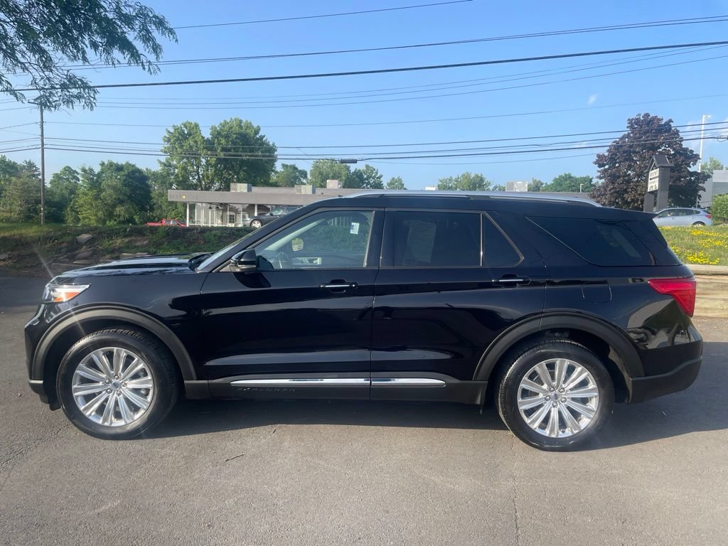 Used 2021 Ford Explorer Limited w/ Equipment Group 301A AWD/4WD image 2