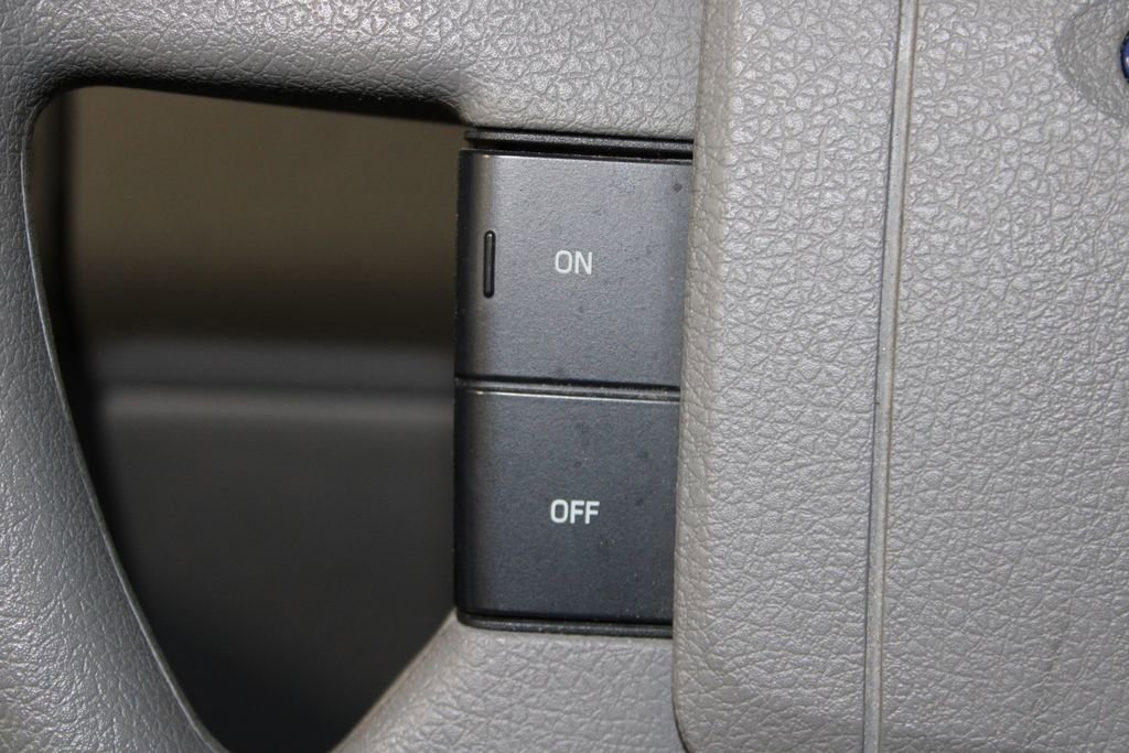 Used 2004 Ford F150 STX image 19