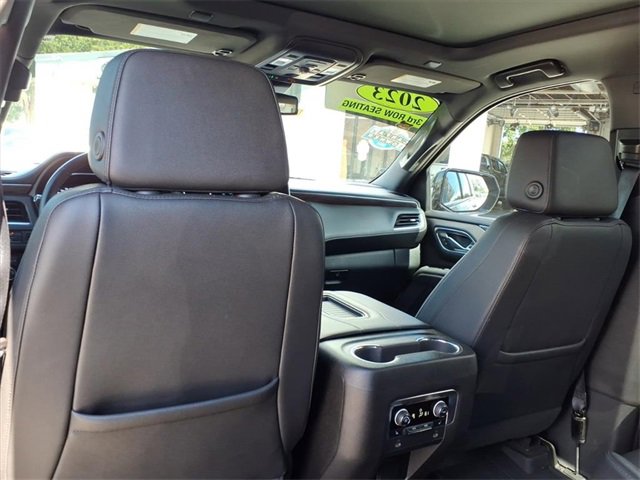 Used 2023 Chevrolet Suburban Z71 w/ Luxury Package image 18