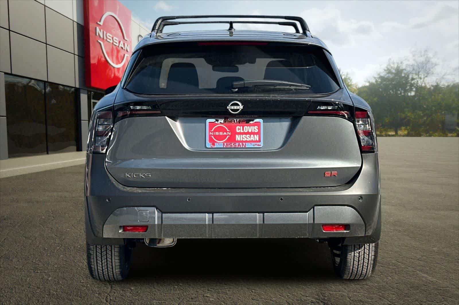 New 2026 Nissan Kicks SR FWD image 8