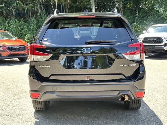 Certified 2024 Subaru Forester Premium AWD/4WD image 4