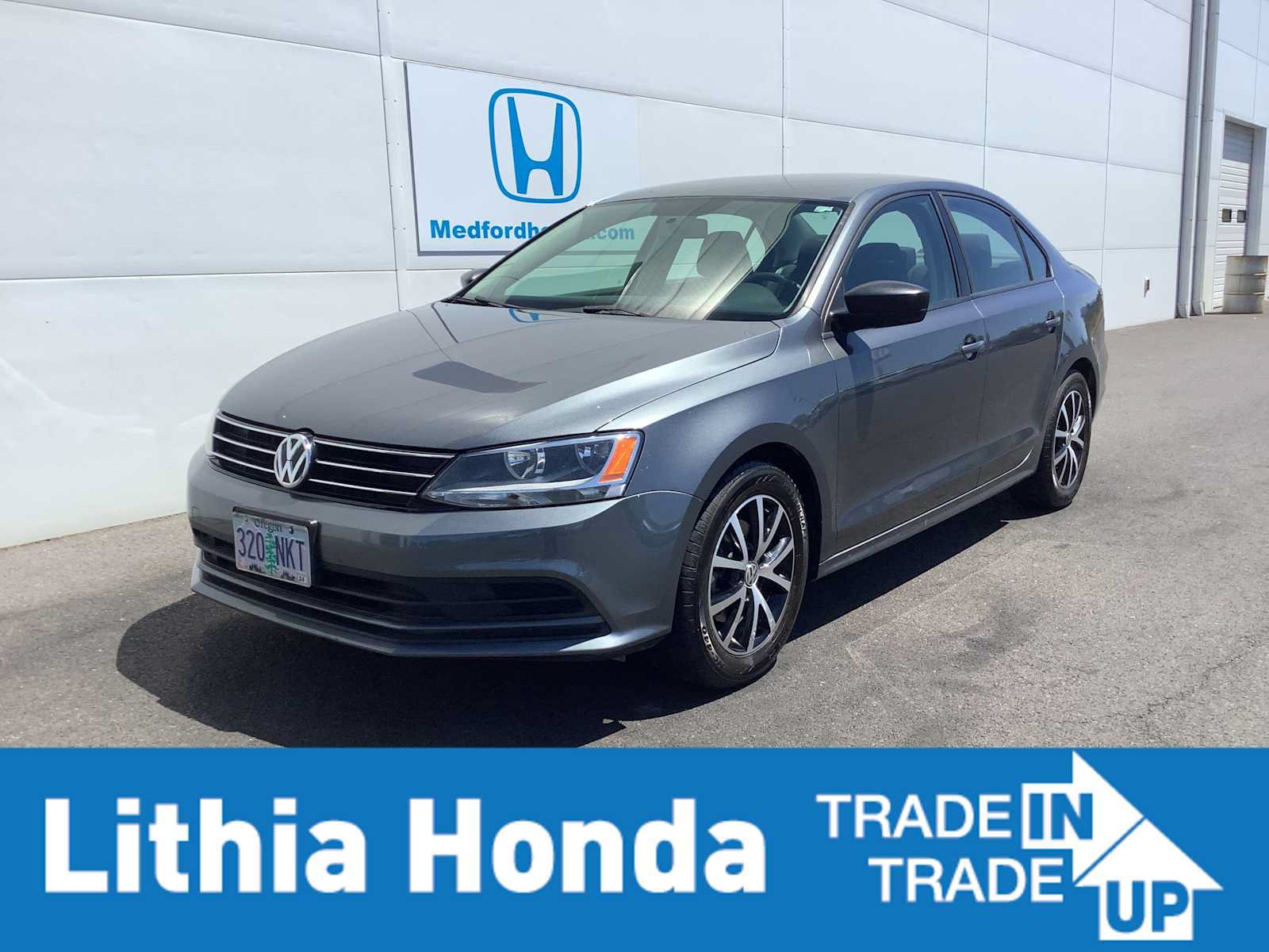 Used 2016 Volkswagen Jetta SE