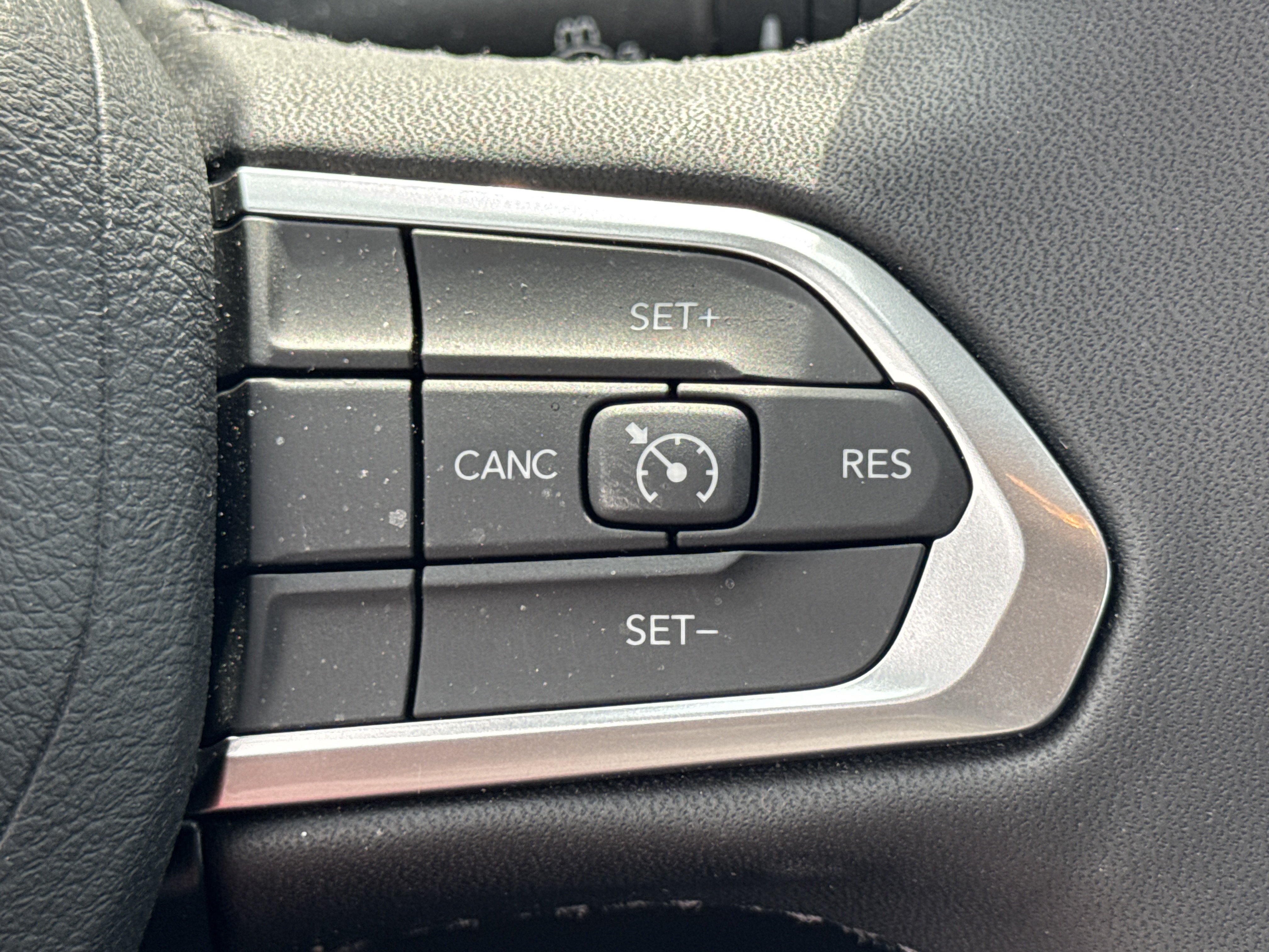 Used 2026 Jeep Compass Latitude AWD/4WD image 24