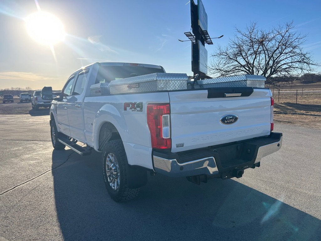 Used 2018 Ford F250 XLT w/ XLT Premium Package image 7