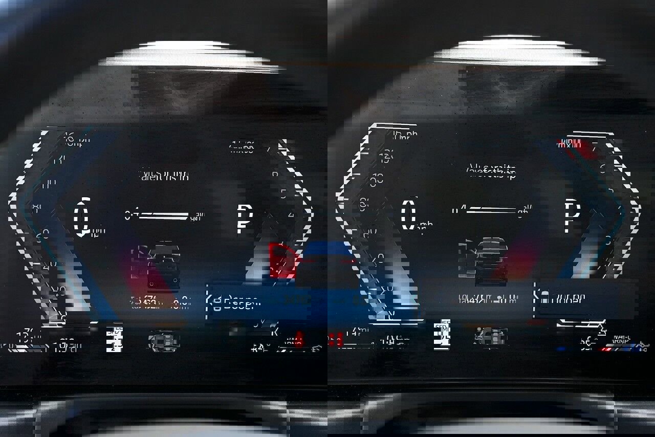 Used 2024 BMW 330i Sedan image 25