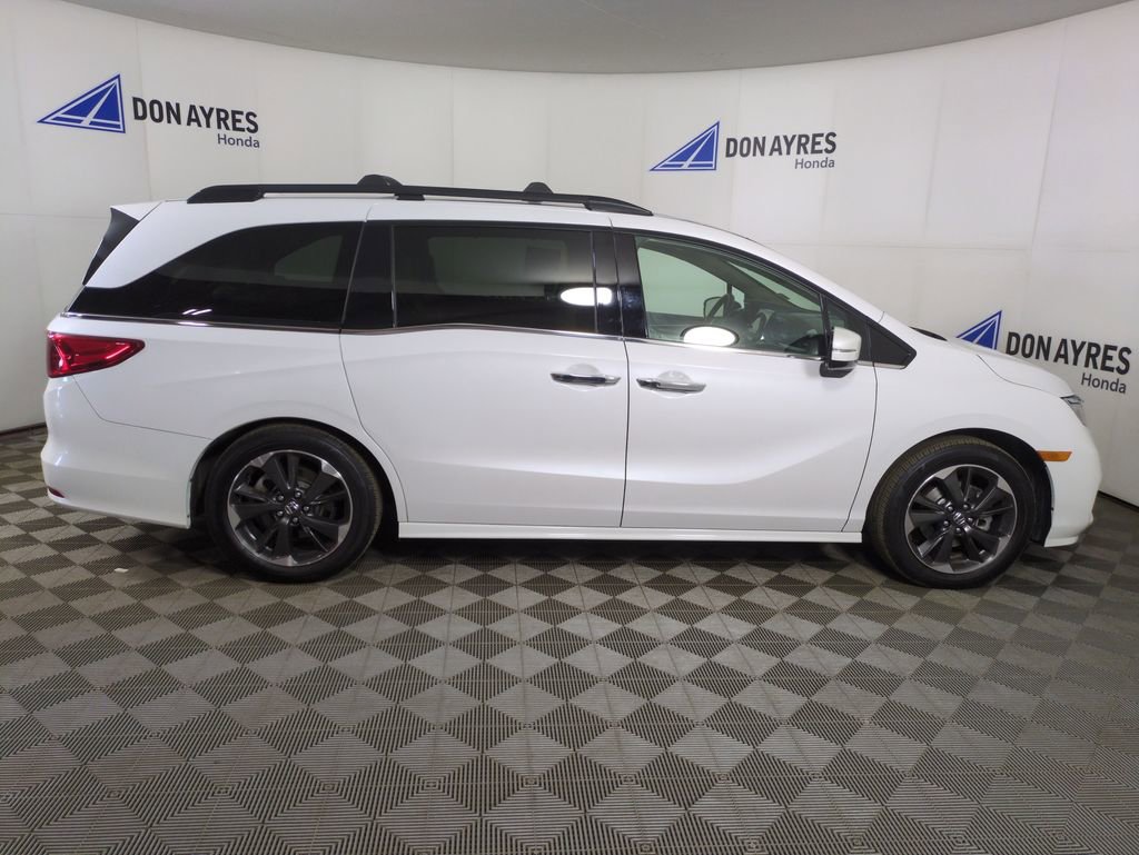 Used 2024 Honda Odyssey Elite image 10