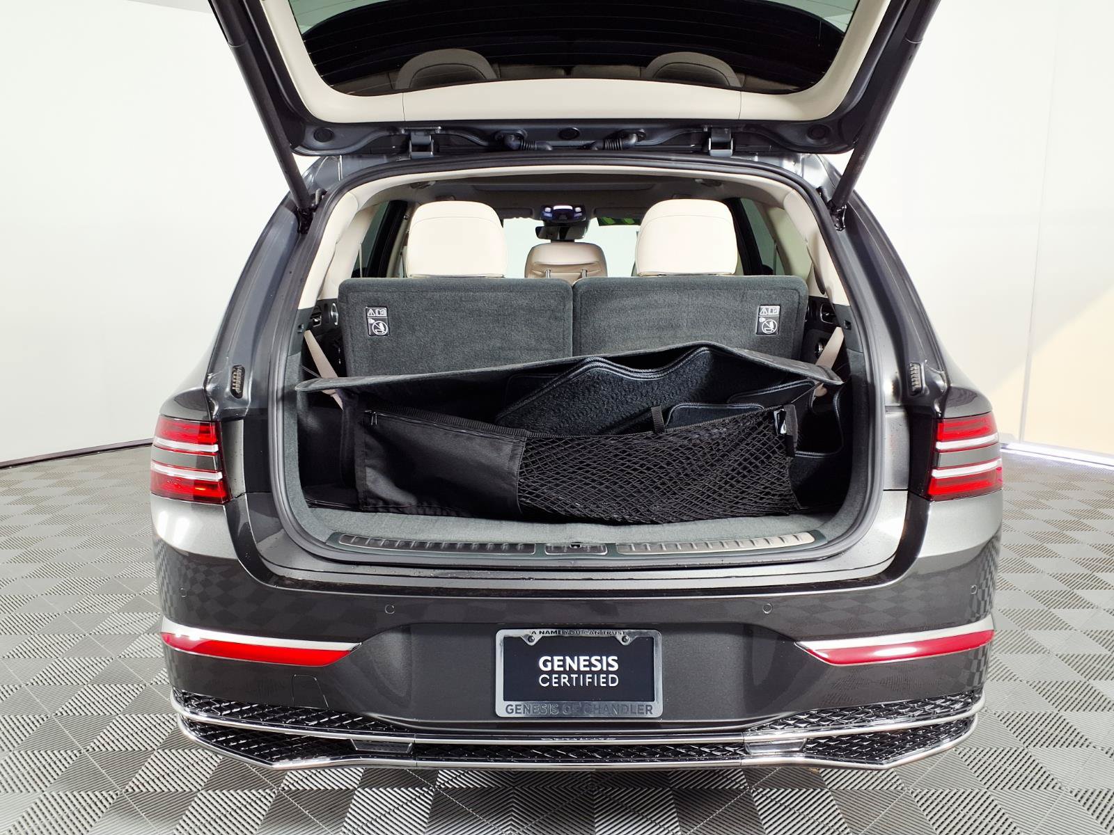 Certified 2026 Genesis GV80 2.5T Prestige AWD/4WD image 8