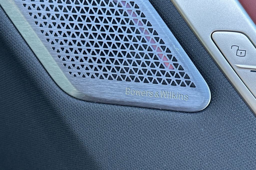 Used 2023 BMW iX M60 image 20