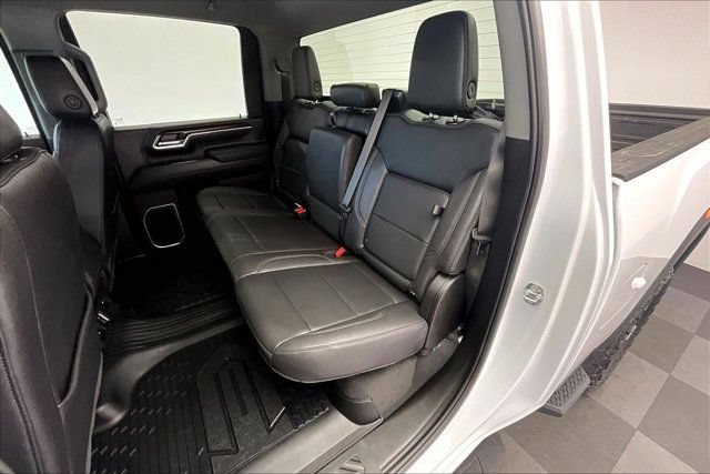 Used 2026 GMC Sierra 2500 SLT AWD/4WD image 19