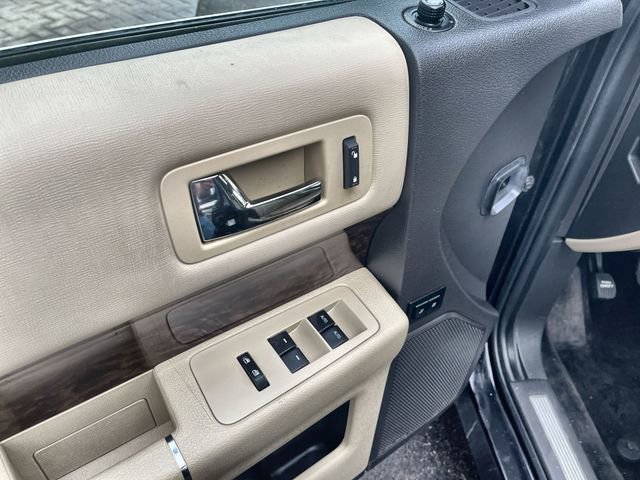 Used 2017 Ford Flex Limited image 24