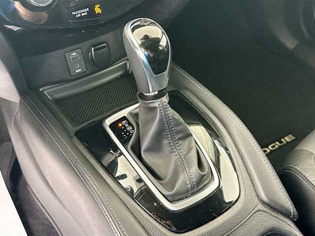 Used 2017 Nissan Rogue SL AWD/4WD image 19