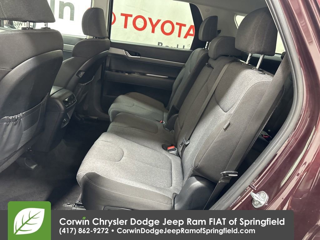 Used 2024 Hyundai Palisade SE image 18
