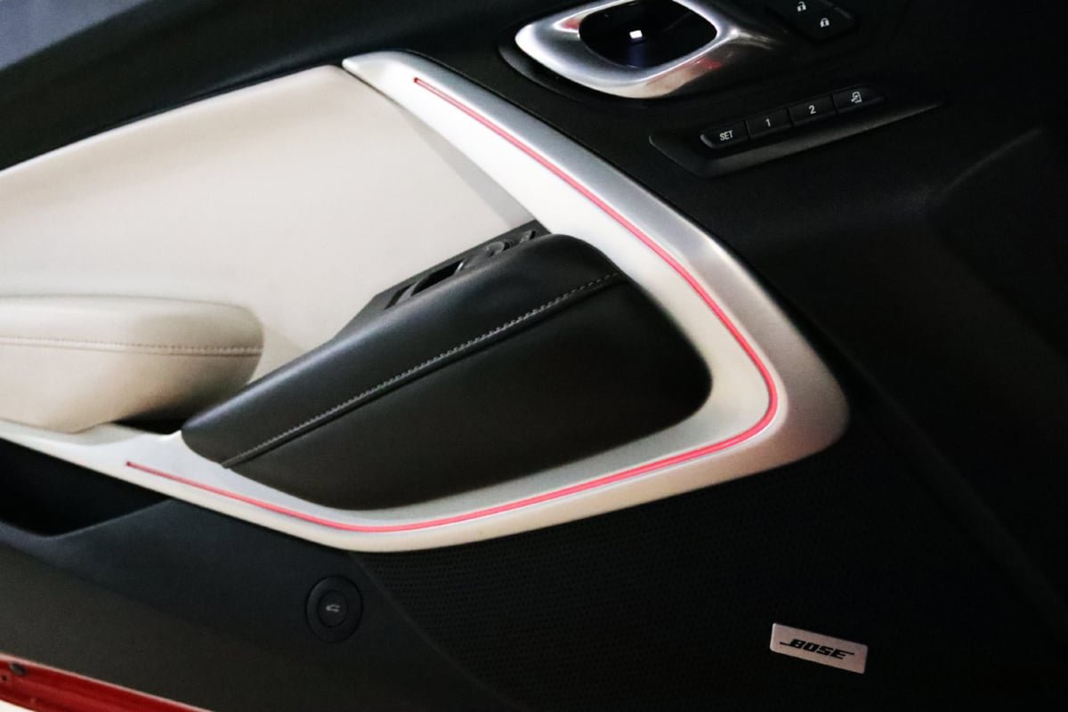 Used 2018 Chevrolet Camaro SS RWD image 48