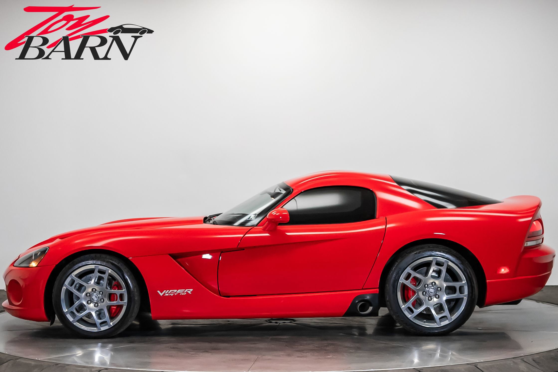 Used 2008 Dodge Viper SRT-10 image 2