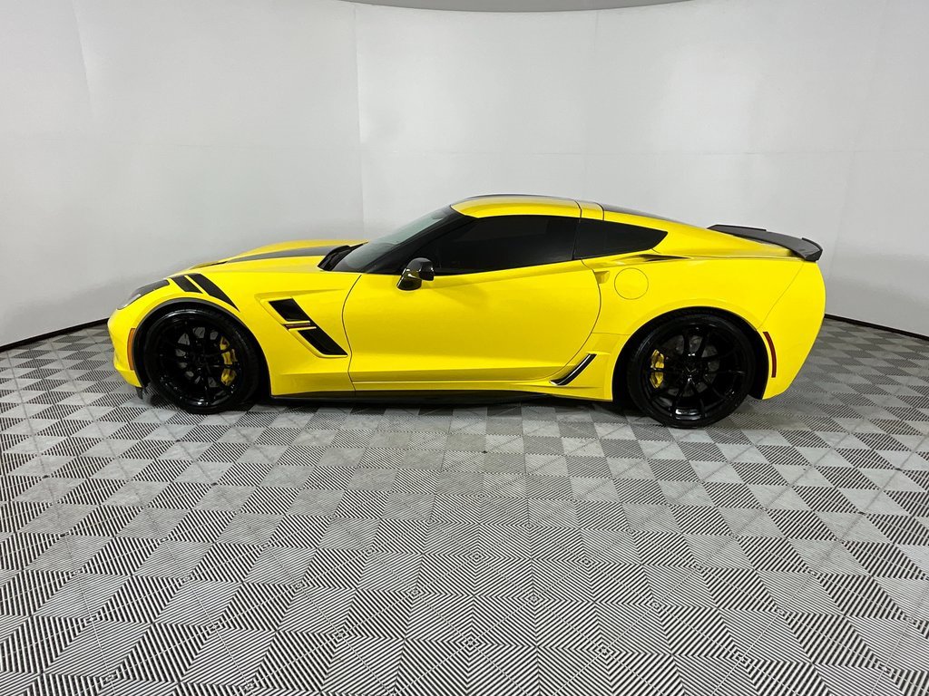 Used 2017 Chevrolet Corvette Grand Sport image 2