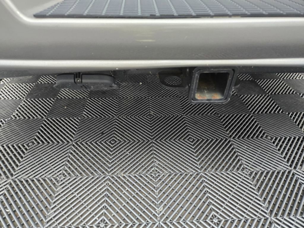 Used 2023 GMC Savana 2500 image 5