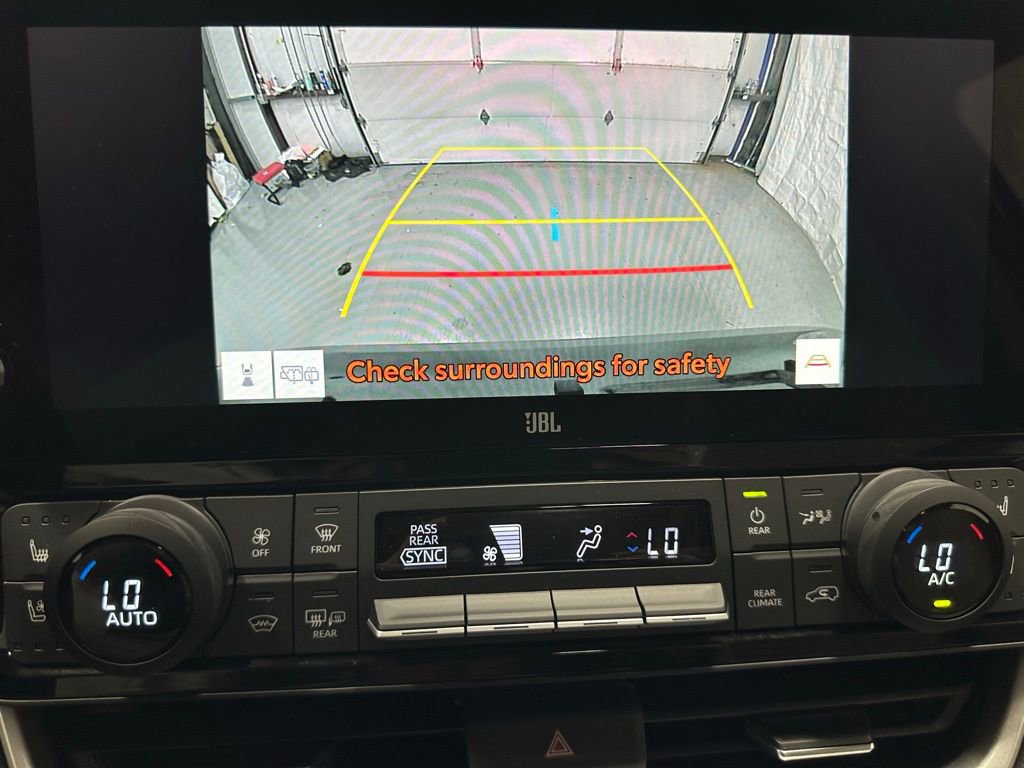 Used 2025 Toyota Grand Highlander AWD image 37