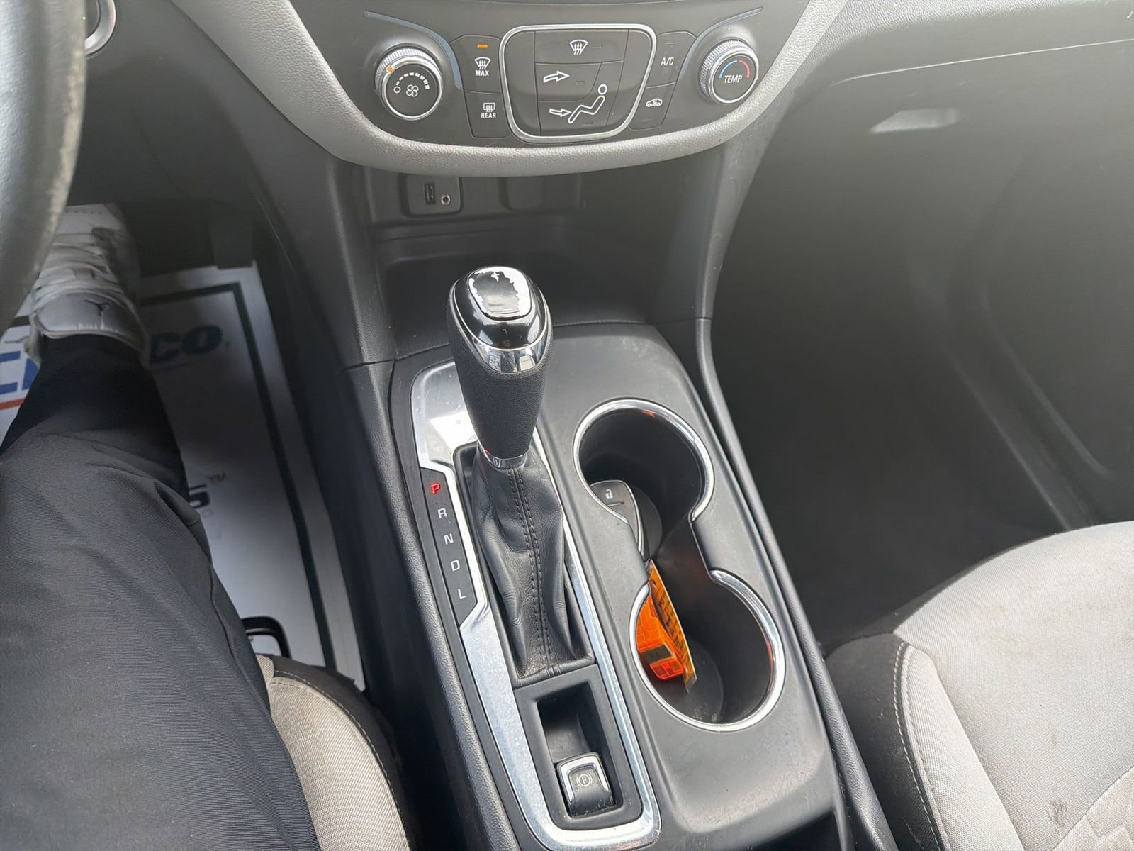 Used 2018 Chevrolet Equinox LS image 16