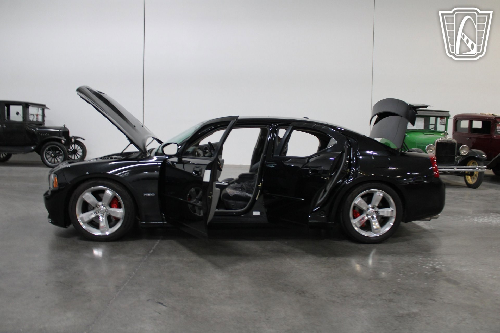 Used 2006 Dodge Charger SRT8 w/ SRT Option Group III RWD image 39