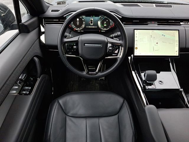 Used 2025 Land Rover Range Rover Sport Dynamic SE image 12