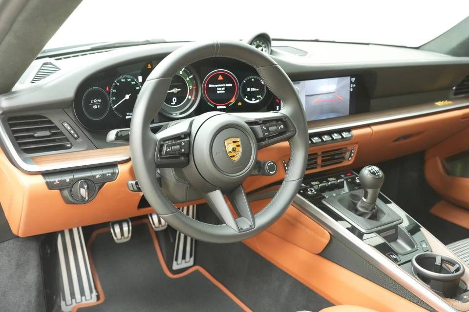 Certified 2023 Porsche 911 Sport Classic RWD image 4