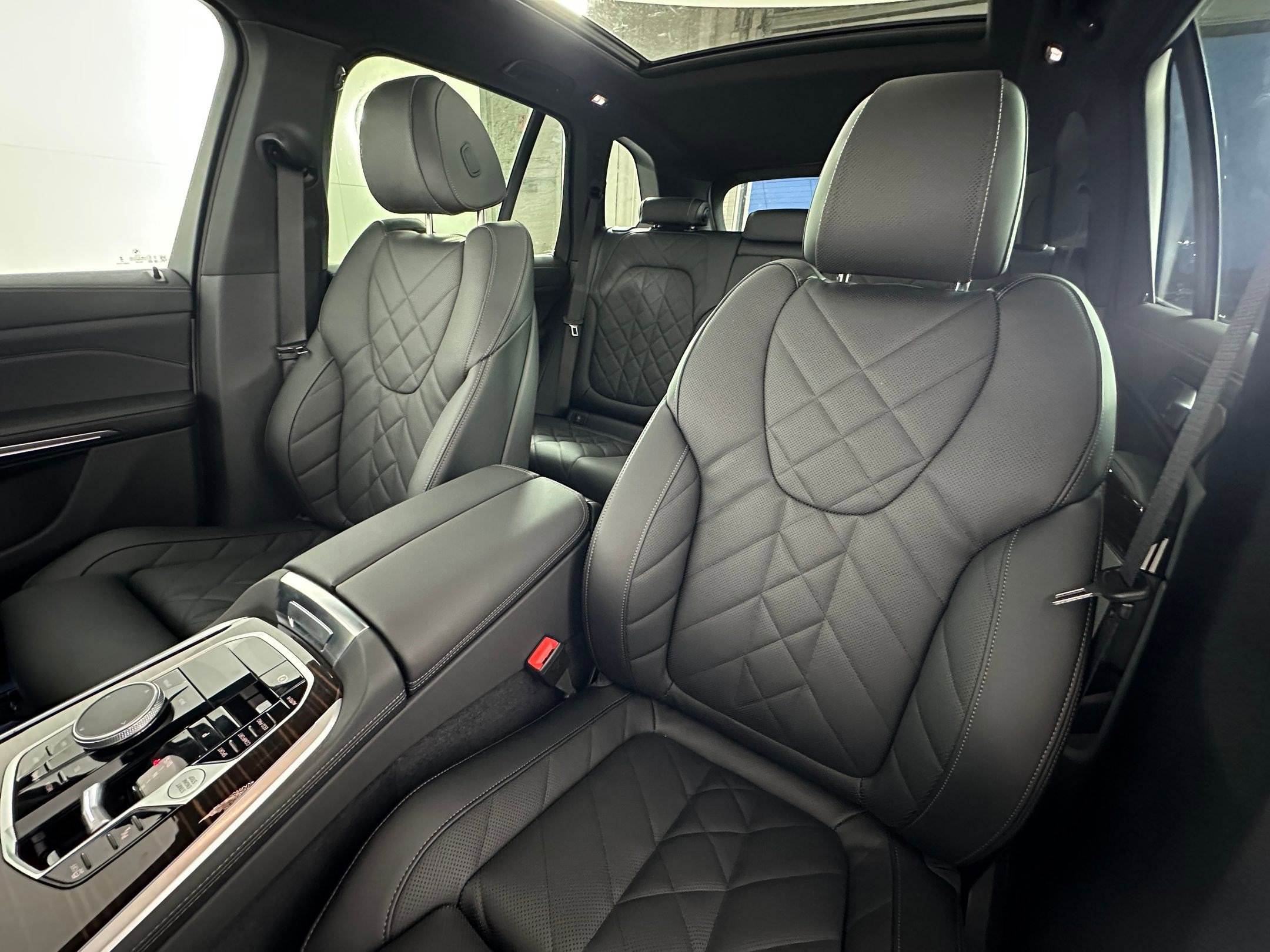 Used 2026 BMW X5 sDrive40i image 32