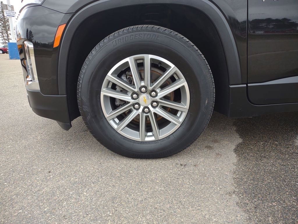 Used 2023 Chevrolet Traverse LT AWD/4WD image 25