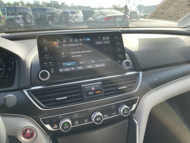 Used 2020 Honda Accord Touring image 21