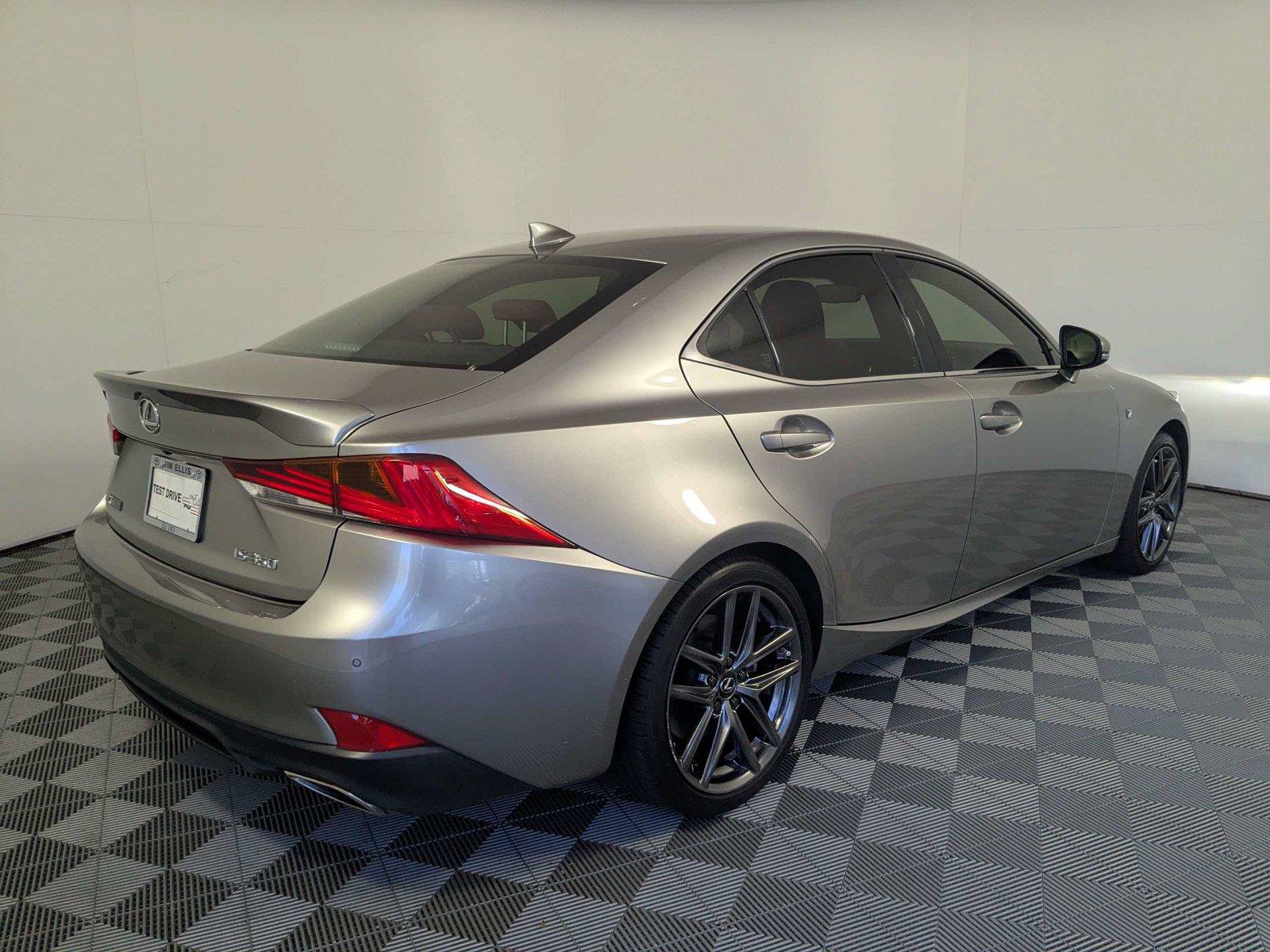Used 2020 Lexus IS 350 F Sport w/ F Sport Package RWD image 5