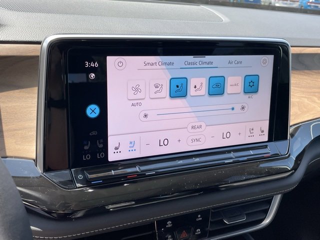 New 2025 Volkswagen Atlas SE image 15