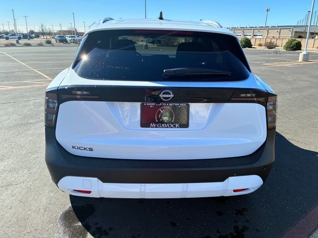 New 2026 Nissan Kicks SV w/ SV Premium Package FWD image 5