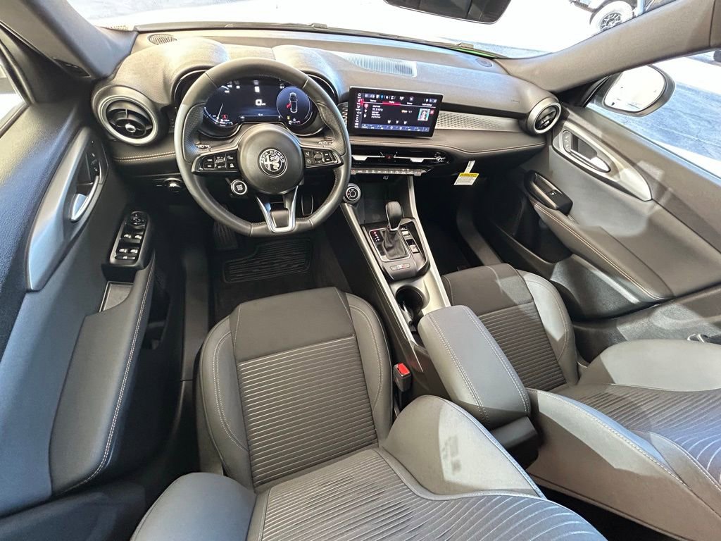 New 2025 Alfa Romeo Tonale image 24