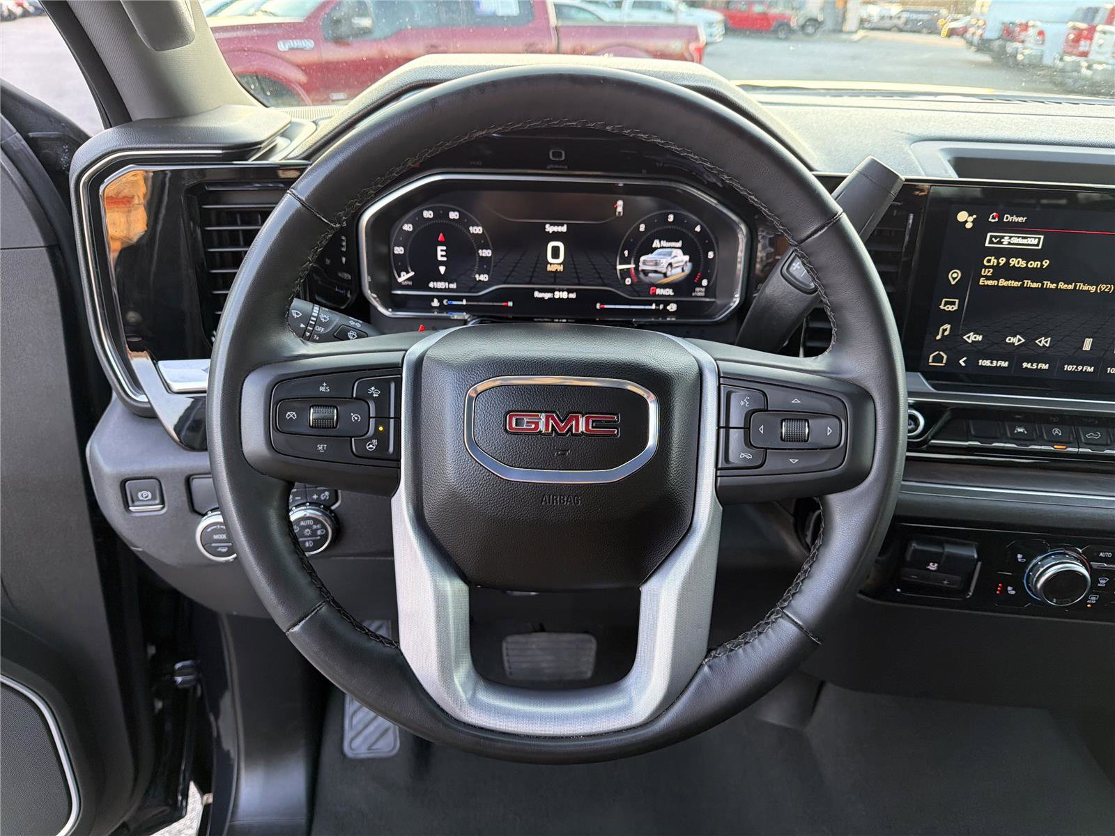 Used 2025 GMC Sierra 1500 SLT image 24