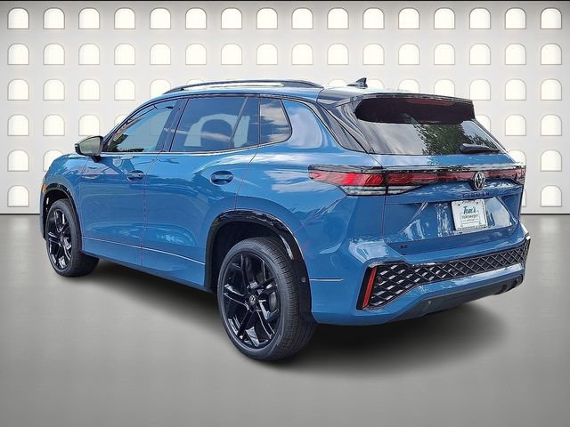 New 2026 Volkswagen Tiguan SE R-Line AWD/4WD image 3