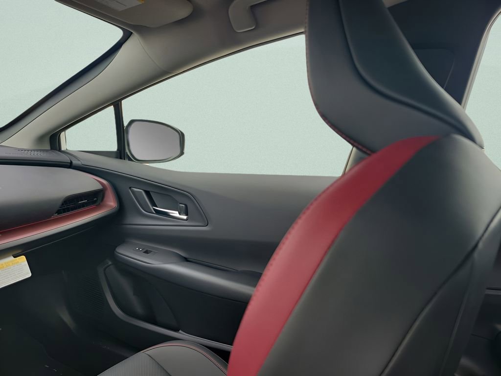 New 2026 Toyota Prius Plug-In Hybrid FWD image 11