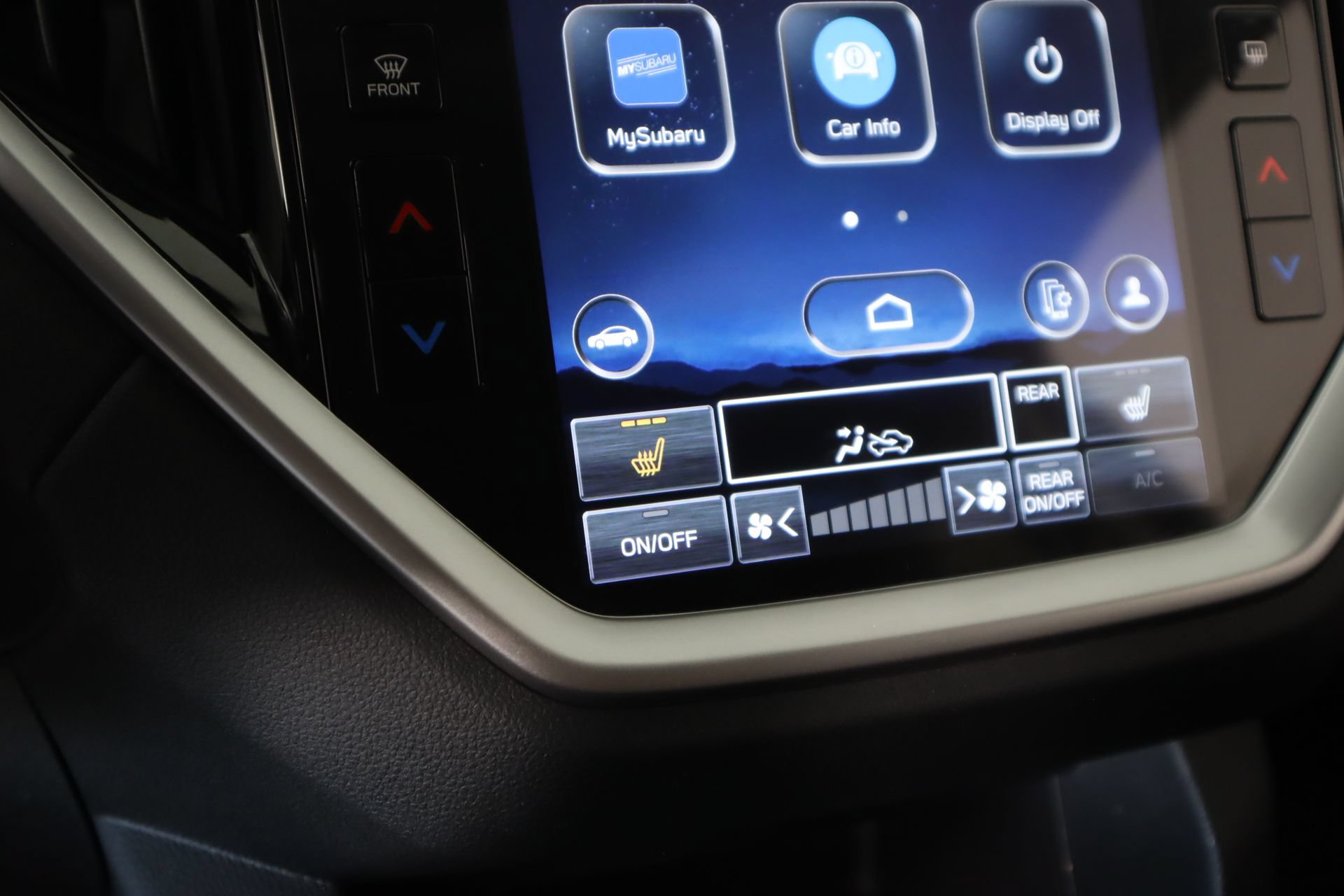 Used 2023 Subaru Ascent Limited AWD/4WD image 7