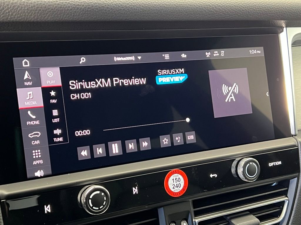 Certified 2026 Porsche Macan AWD/4WD image 14