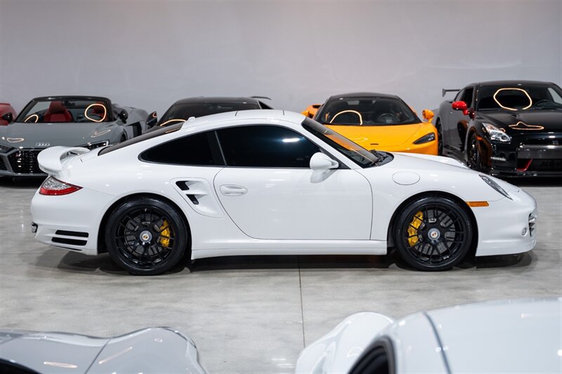 Used 2013 Porsche 911 Turbo S AWD/4WD image 7