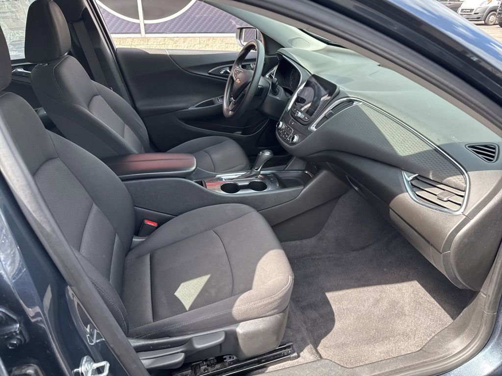 Used 2019 Chevrolet Malibu LT FWD image 60
