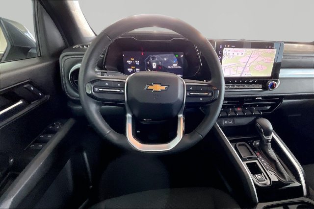 Used 2024 Chevrolet Colorado LT w/ LT Convenience Package II RWD image 8